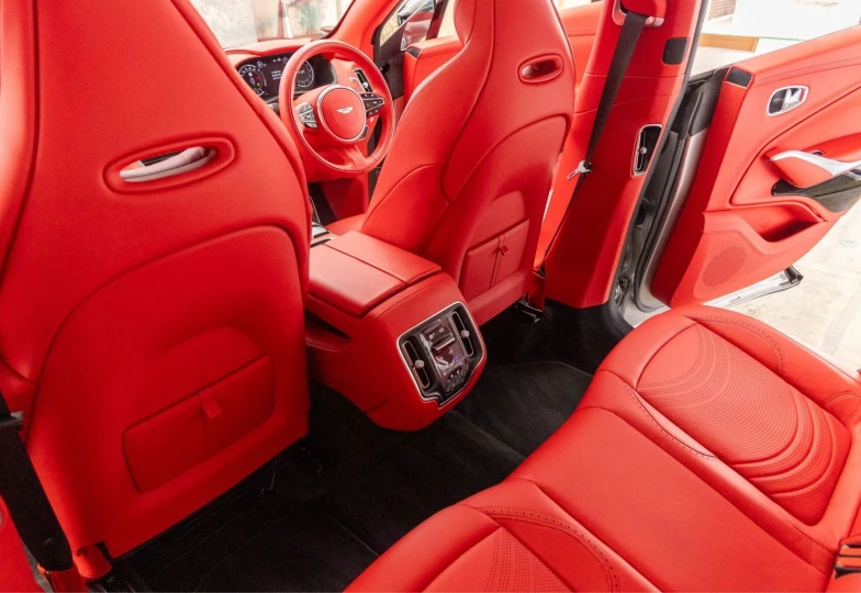 Aston Martin DBX Grey