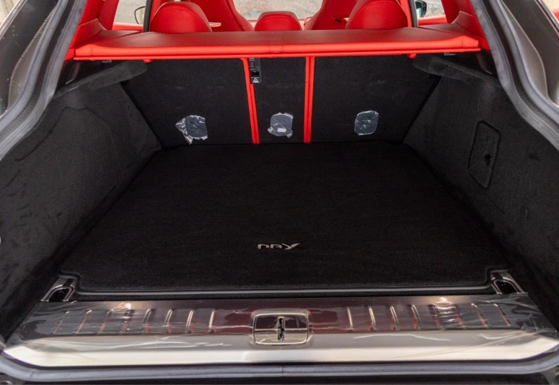 Aston Martin DBX Grey