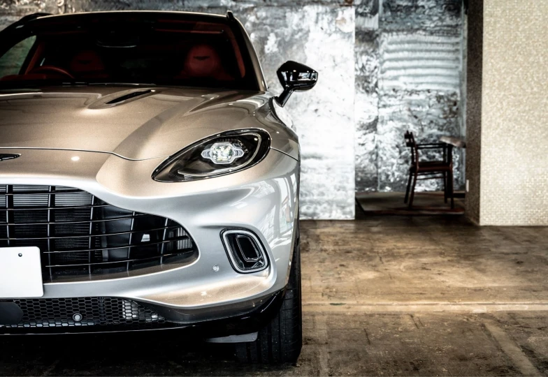 Aston Martin DBX Grey