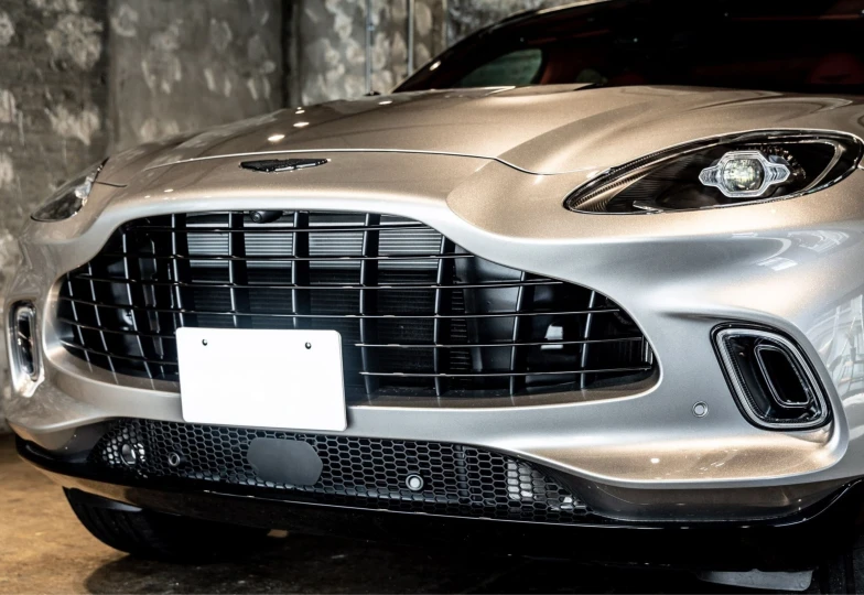 Aston Martin DBX Grey