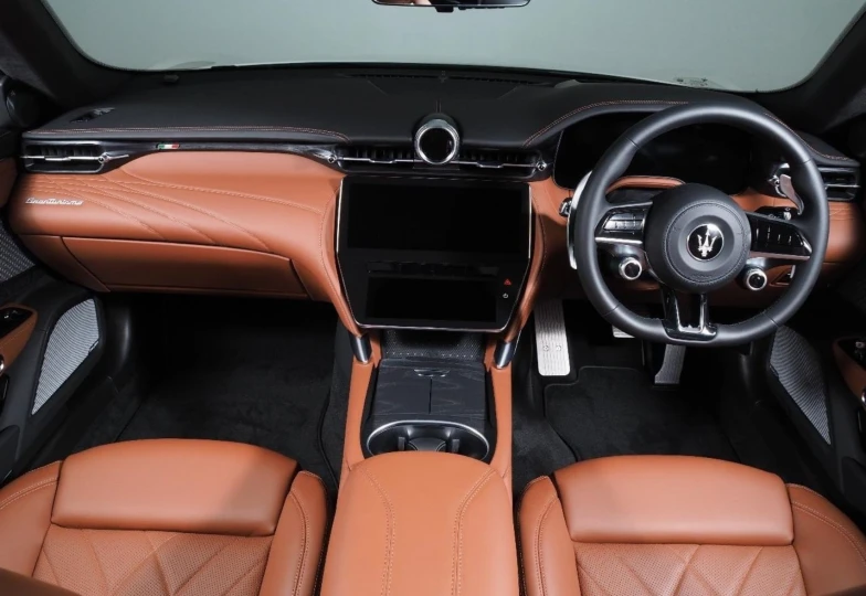 Maserati Gran Turismo  White