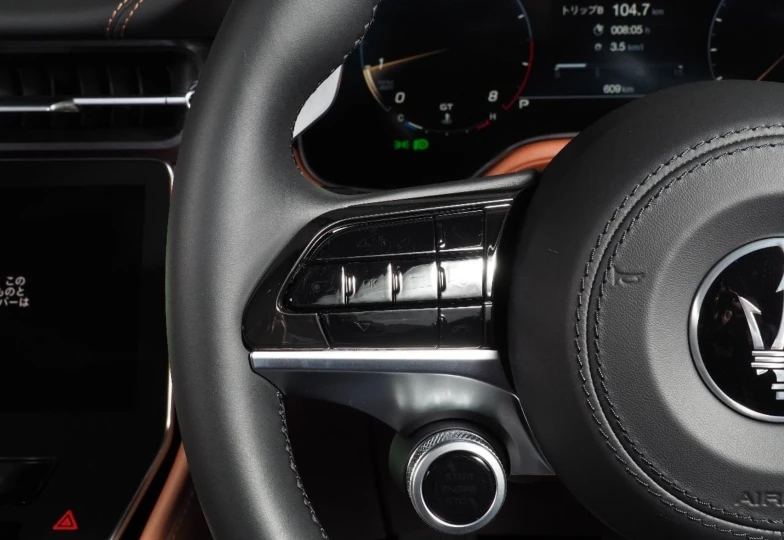 Maserati Gran Turismo  White