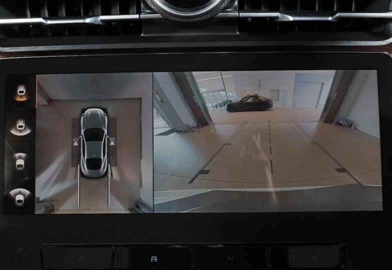 Maserati Gran Turismo  White