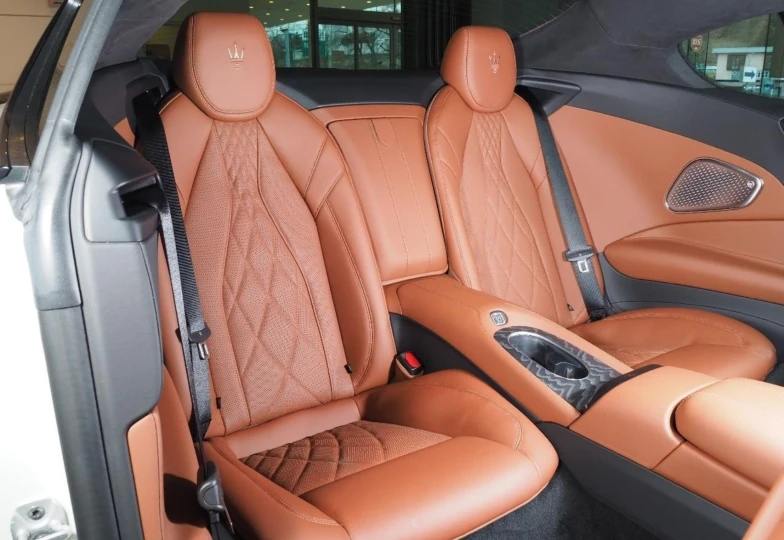 Maserati Gran Turismo  White