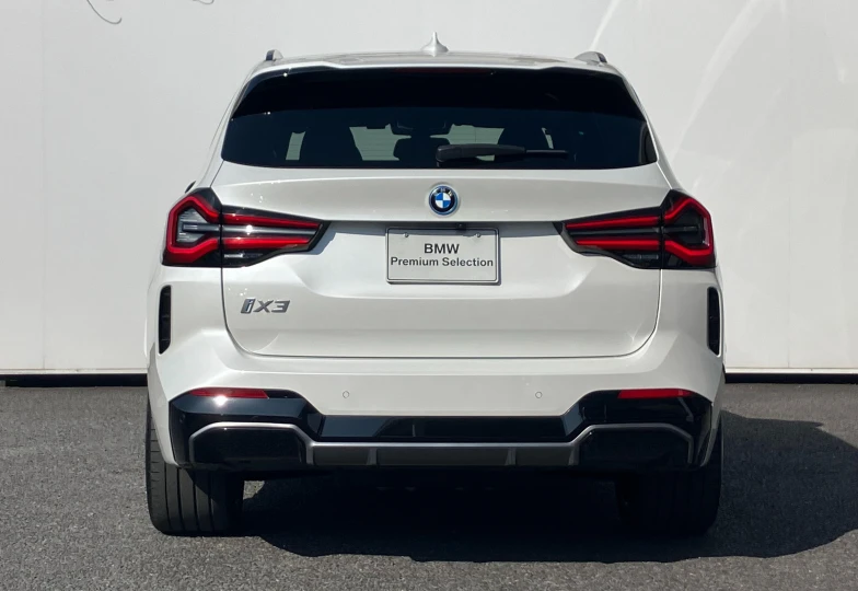BMW iX3 White