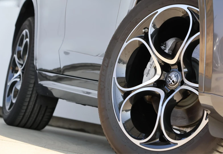 Alfa Romeo Stelvio Grey