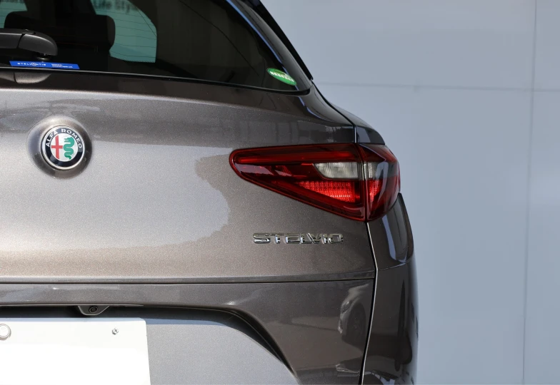 Alfa Romeo Stelvio Grey