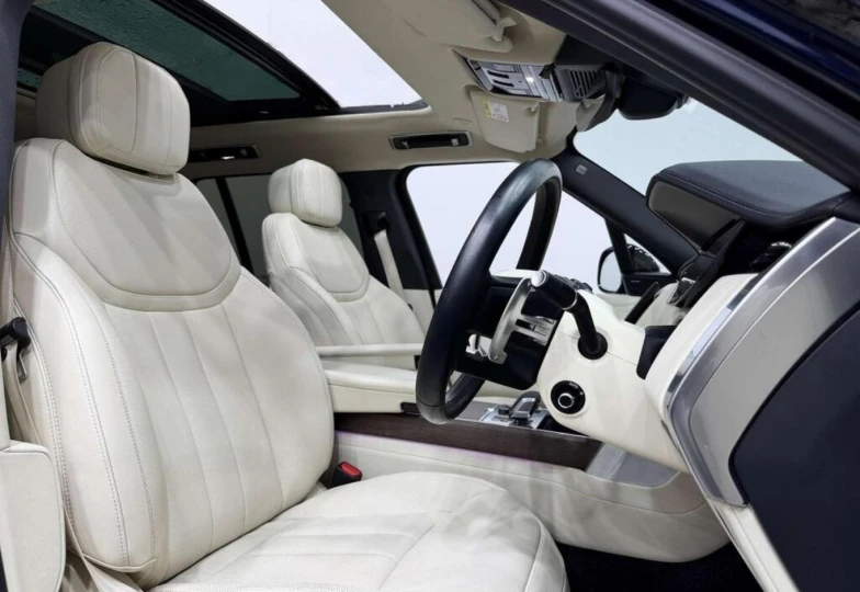 Land Rover Range Rover Blue