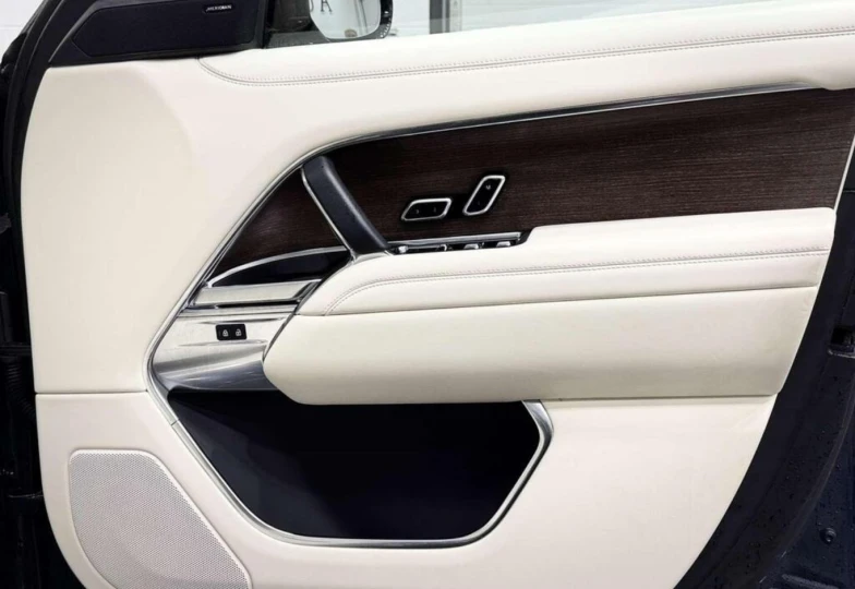 Land Rover Range Rover Blue