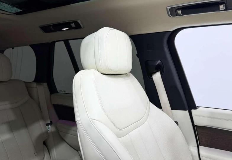 Land Rover Range Rover Blue