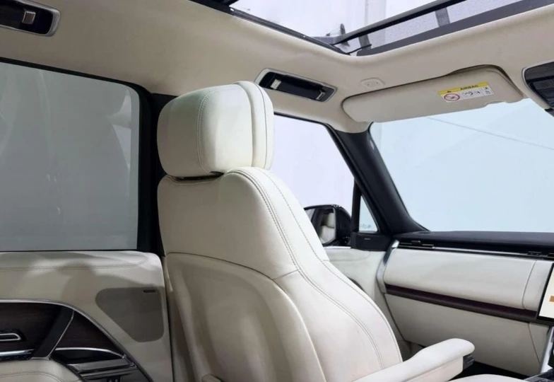 Land Rover Range Rover Blue