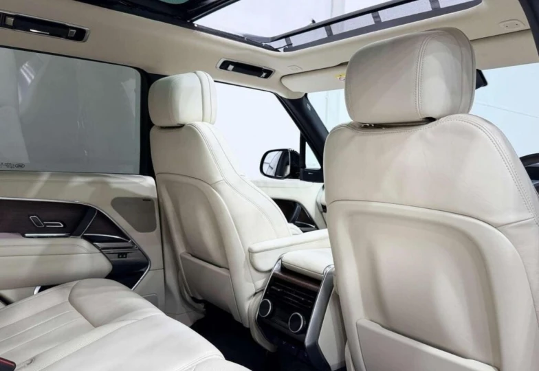 Land Rover Range Rover Blue