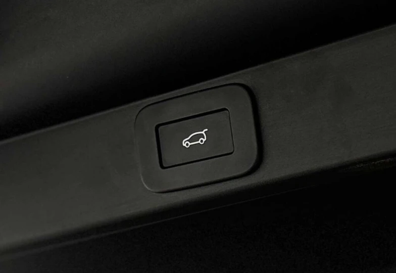 Land Rover Range Rover Blue