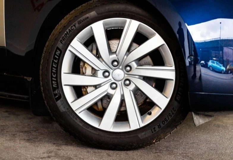 Land Rover Range Rover Blue