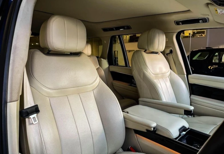 Land Rover Range Rover Blue