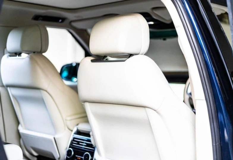 Land Rover Range Rover Blue