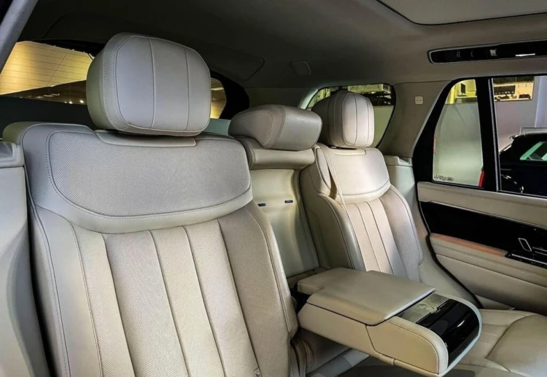 Land Rover Range Rover Blue