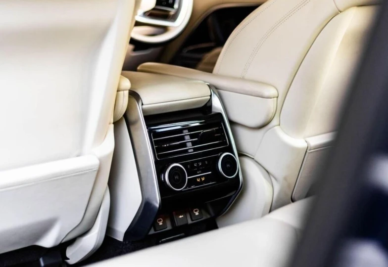 Land Rover Range Rover Blue