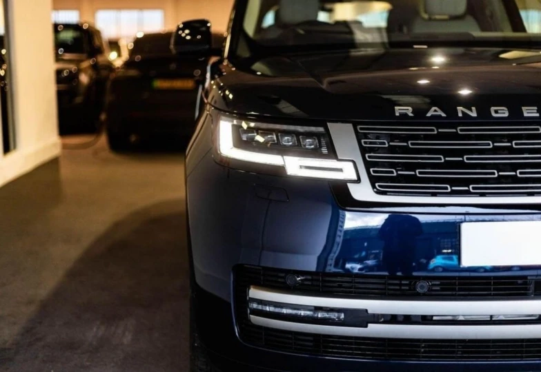 Land Rover Range Rover Blue