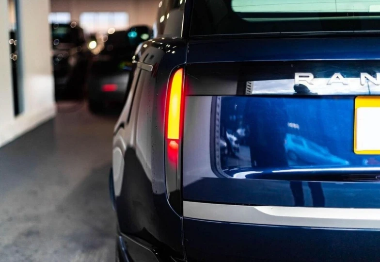 Land Rover Range Rover Blue