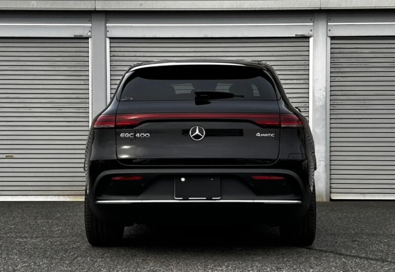 Mercedes EQC Black