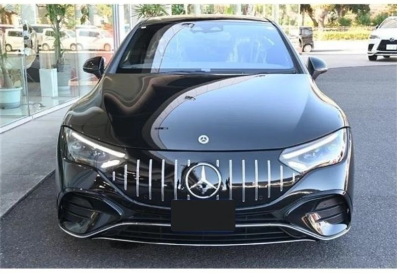Mercedes EQE Black