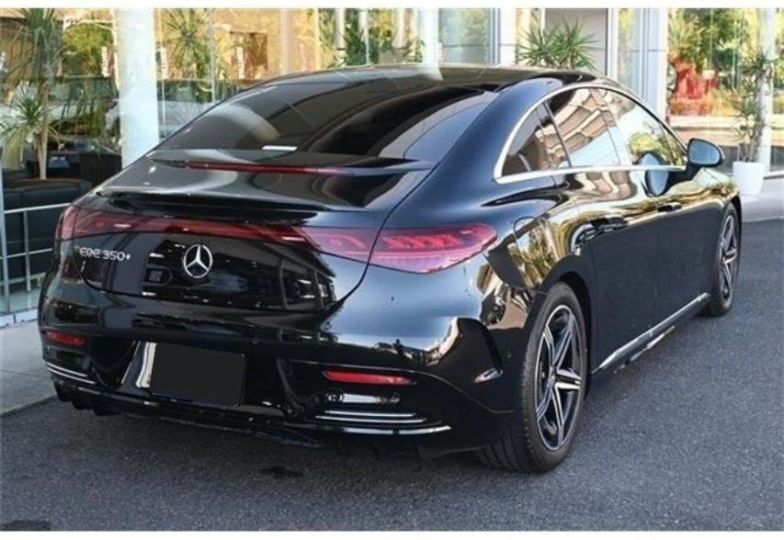 Mercedes EQE Black