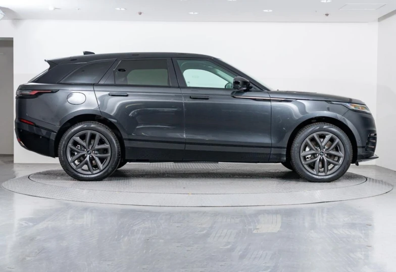 Land Rover Range Rover Velar Blue