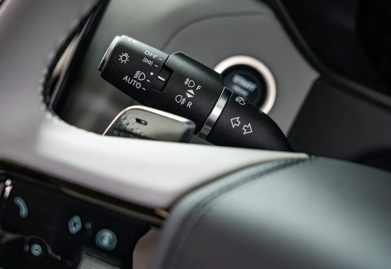 Land Rover Range Rover Velar Blue