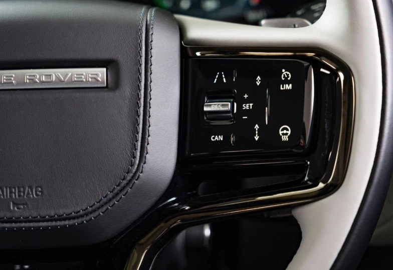 Land Rover Range Rover Velar Blue