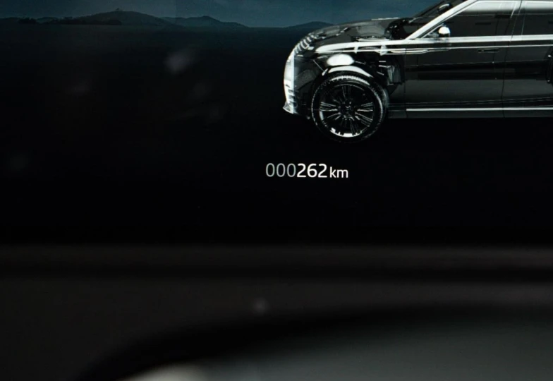 Land Rover Range Rover Velar Blue