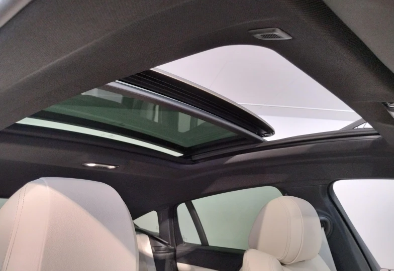 BMW X6 Темно-красный