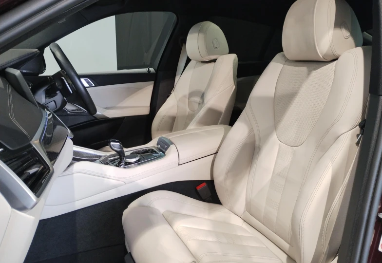 BMW X6 Темно-красный