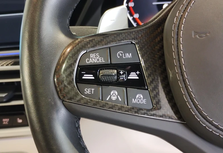 BMW X6 Темно-красный