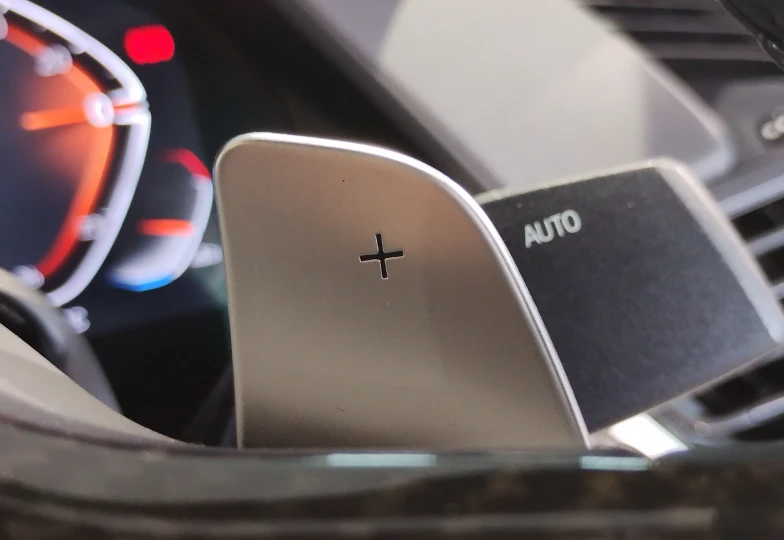 BMW X6 Темно-красный