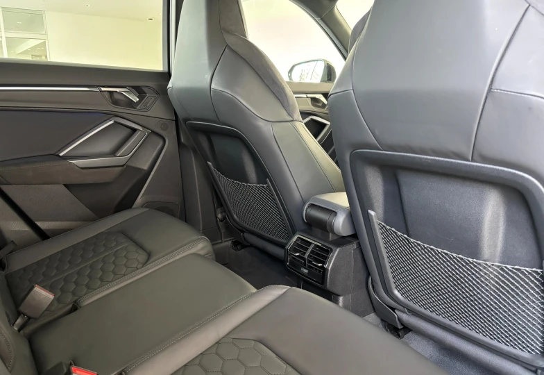Audi RS Q3 Черный