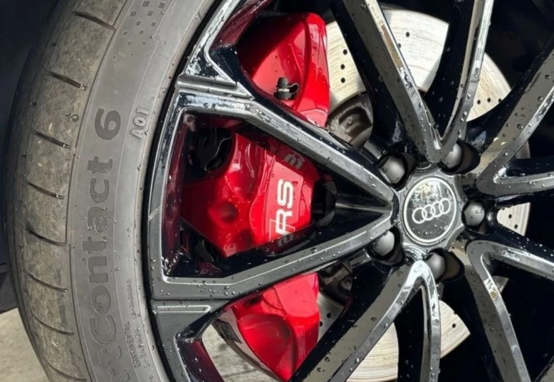 Audi RS Q3 Черный