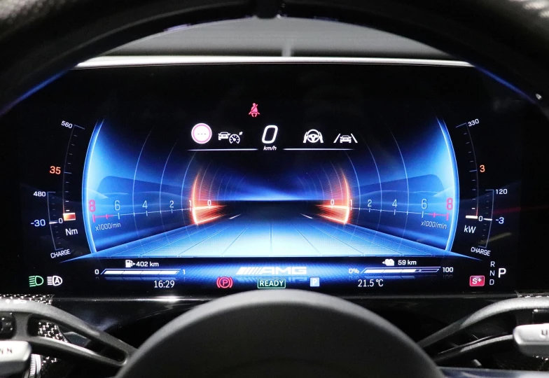 Mercedes E-class Red