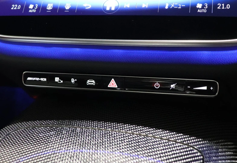 Mercedes E-class Red