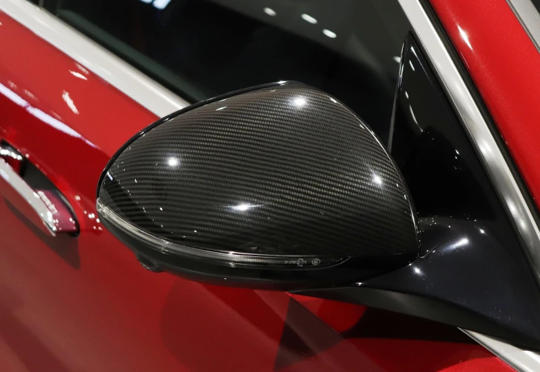 Mercedes E-class Red