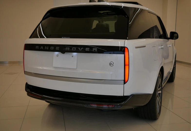 Land Rover Range Rover Белый