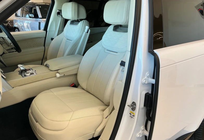 Land Rover Range Rover Белый