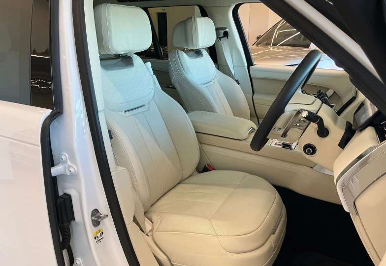 Land Rover Range Rover Белый