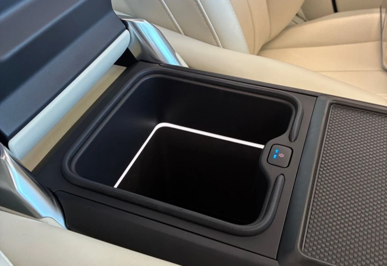 Land Rover Range Rover Белый