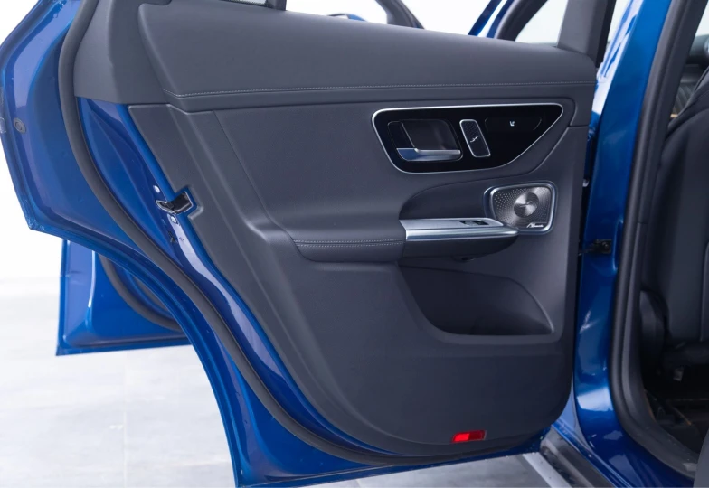 Mercedes GLC-class Синий