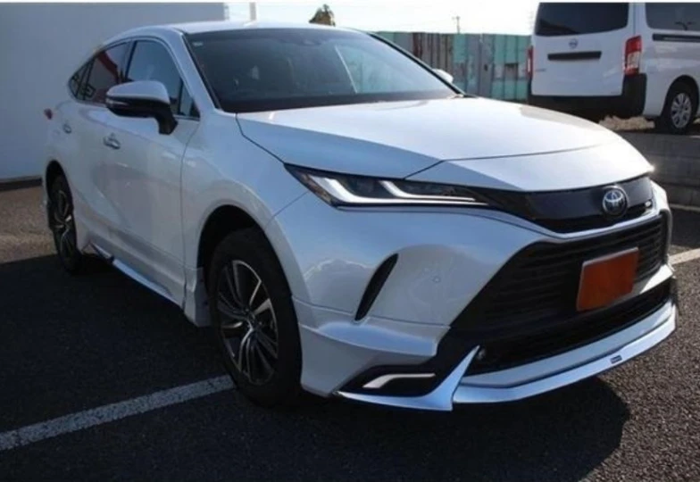 Toyota Harrier White