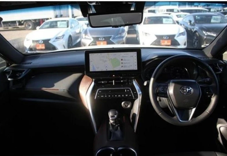 Toyota Harrier White