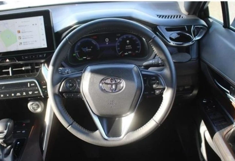 Toyota Harrier White