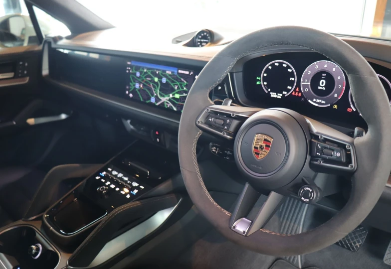 Porsche Cayenne Beige