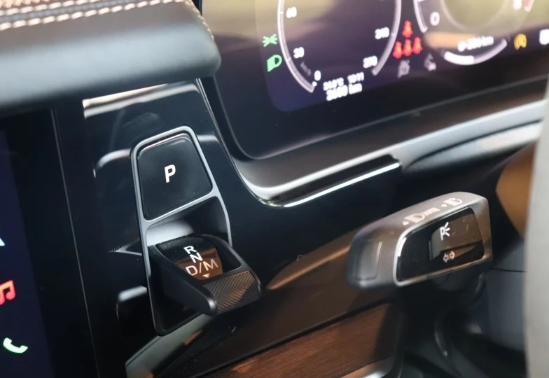 Porsche Cayenne Beige